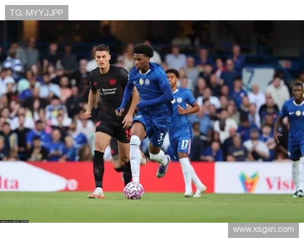 恩佐：切尔西中场指挥官，双料王引领攻防新高度